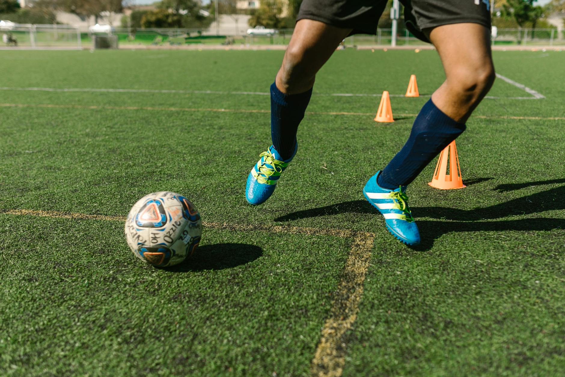 The latest dribbling drill football techniques from Pyramid Football.